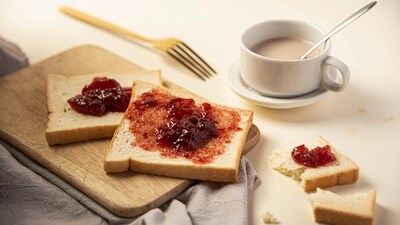 Bread is a staple in Indian breakfasts, but a wellness expert’s warning about refined carbs and a rare gut condition has reignited debate on digestion, moderation, and personalised nutrition. (Pic credit: Pexels)