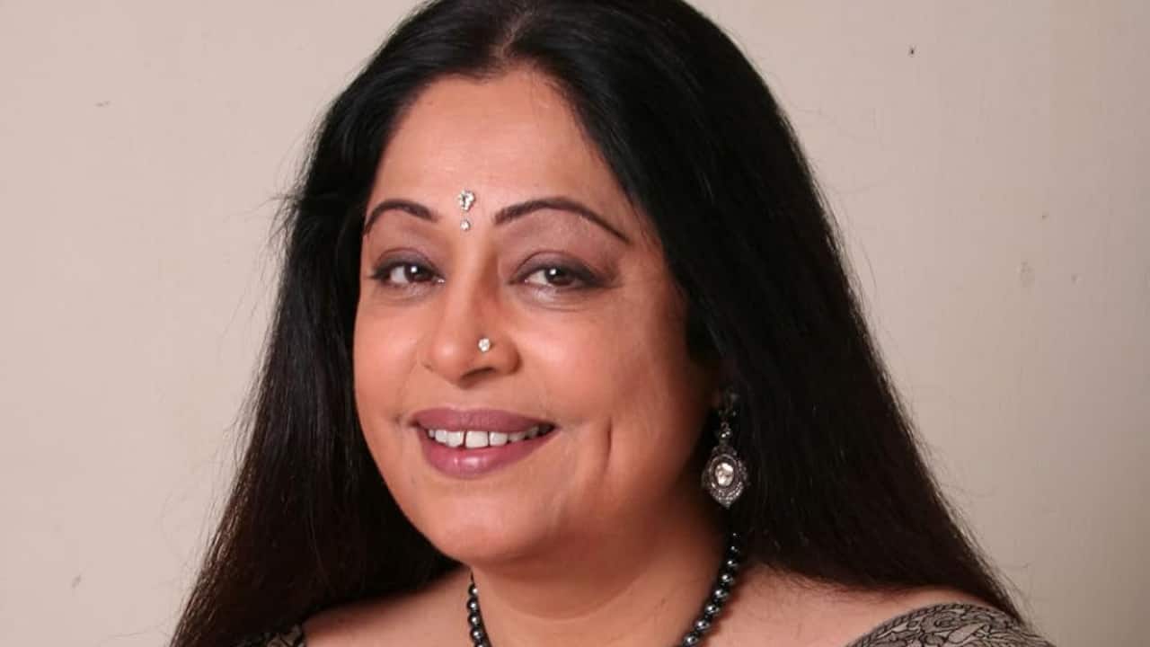 Kirron Kher - Kirron Kher revealed her multiple myeloma diagnosis and focused on treatment and rest while remaining quietly visible. Her gradual return to work underscored the importance of patience and support systems. Her story challenged the pressure to rush recovery and normalised taking time to heal fully. 