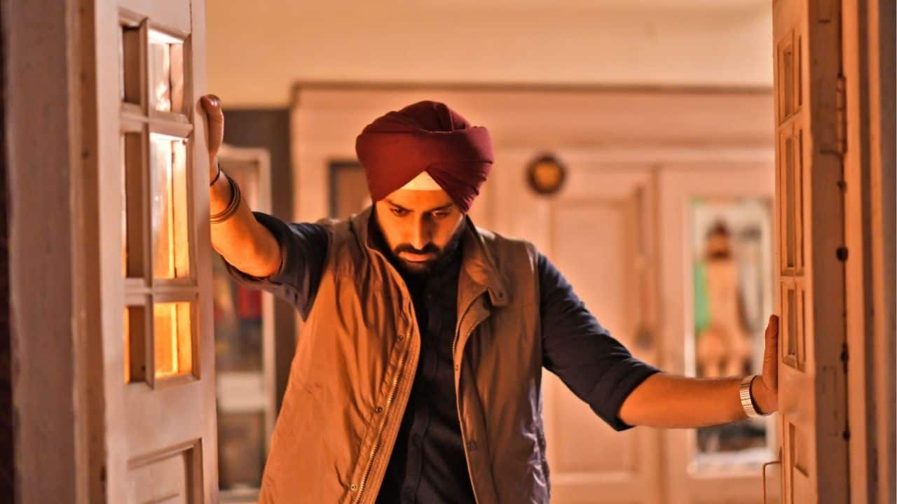 Manmarziyaan (2018) In a film driven by chaos and passion, Abhishek Bachchan stood out through calm maturity. His subtle portrayal of Robbie made restraint feel powerful and emotionally resonant.