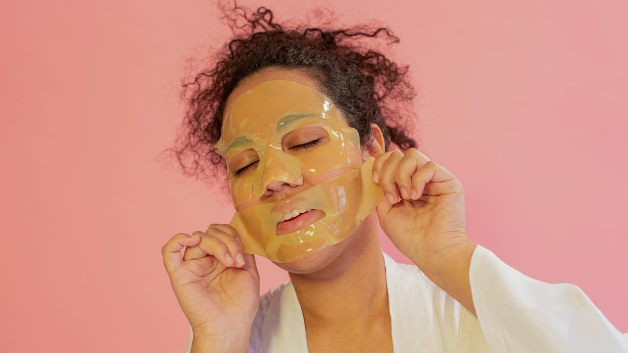 5 traditional beauty ingredients that keep your skin cool in summer