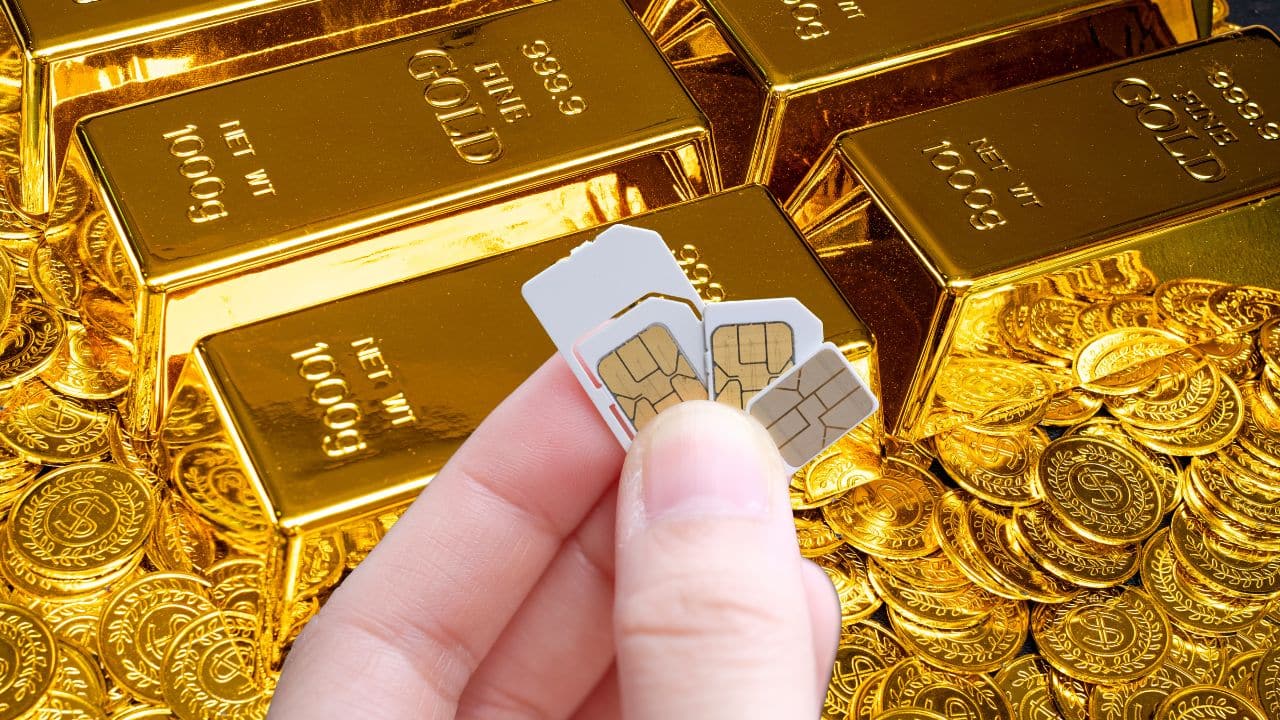 Chinese man extracts 191 g of gold worth Rs 26 lakh from SIM cards: Here’s how he did it and can you do it too?