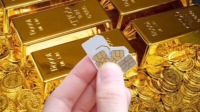Chinese man recovers 191 grams of gold from old SIM cards, video goes viral (Image: Canva)