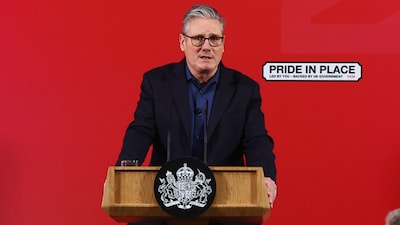 Keir Starmer delivers a speech in St. Leonards-on-Sea, UK, (Getty Images/Bloomberg)