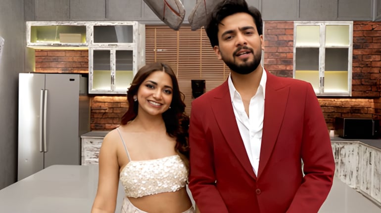 engaged-season-2-another-chance-at-love-elvish-yadav-jiya-shankar