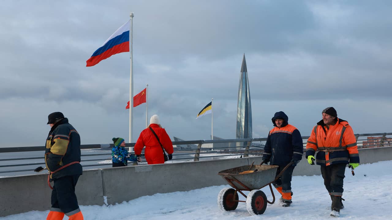 Russia turns to India, Sri Lanka for way out of its labour crisis