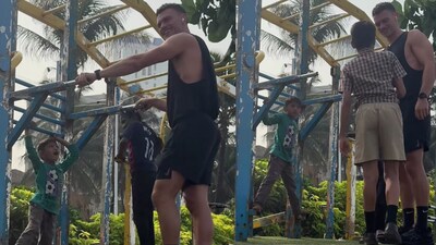 Australian man praises Mumbai and its people in viral video. (Image: 
theaussiebhai)

