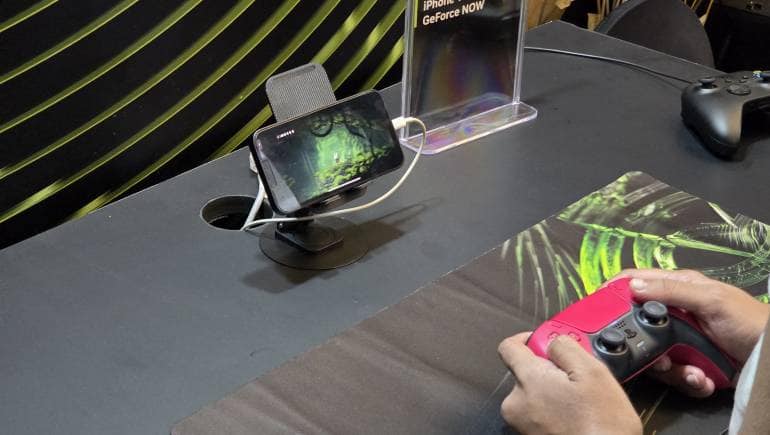 GeForce Now on smartphone