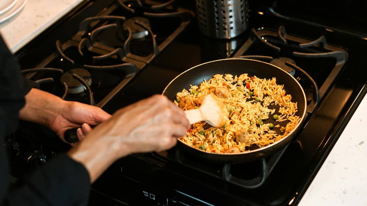 Easy home remedies to remove hidden toxins from your home naturally, safely