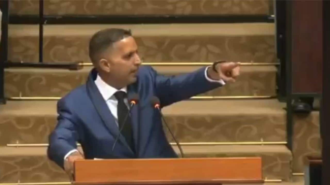 'Indians are fighting…': Guyana minister’s fiery Hindi reply in Parliament impresses the internet. Watch