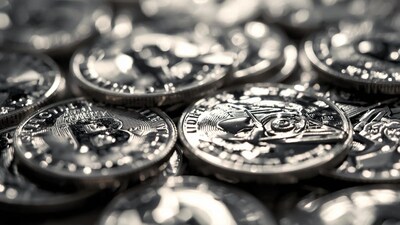 चांदी 13% उछलकर 2.60 लाख रुपये पर पहुंची: क्या अब निवेश का सही समय है.