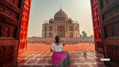 From the Taj Mahal to Roopmati Pavilion, these iconic Indian monuments celebrate timeless love, making them perfect Valentine’s Day travel destinations.