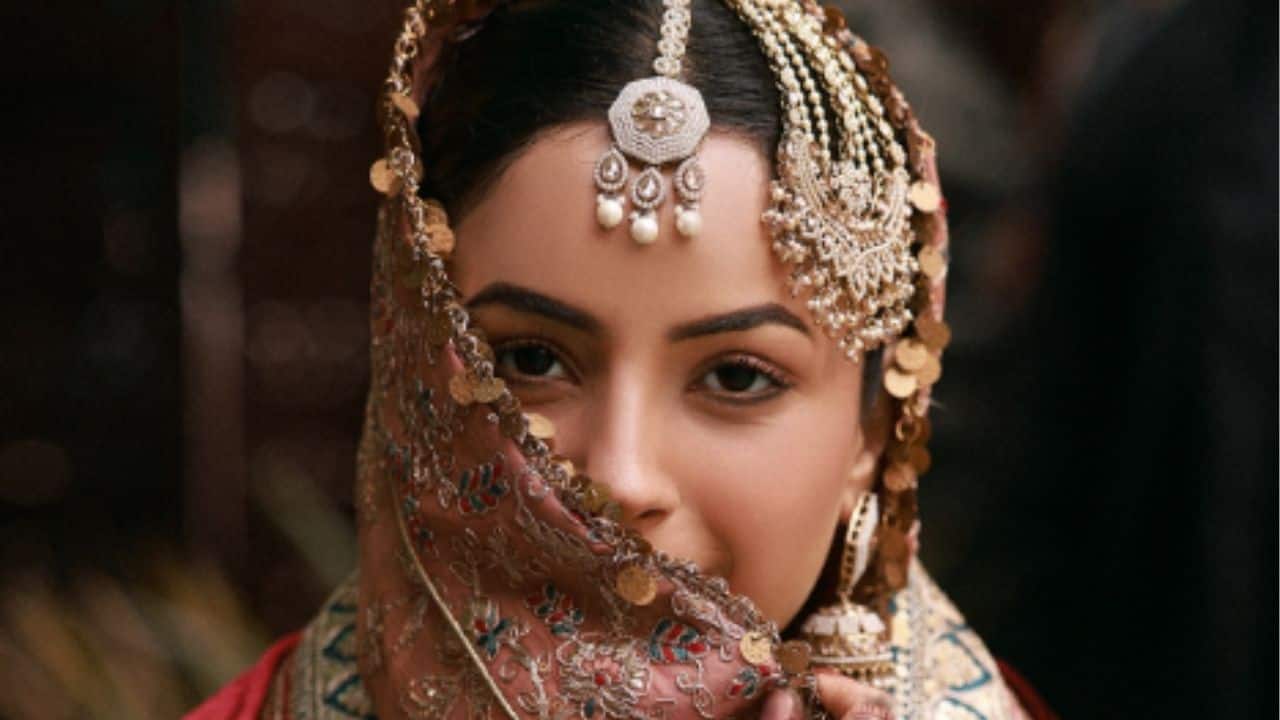 Shehnaaz Gill unveils first look of Ishqnama, a love story that crosses borders and time
