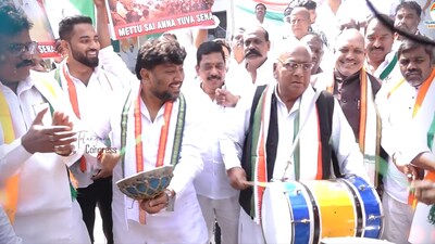 Members of the Telangana Congress celebrate as the party takes a decisive lead in the municipal elections.  