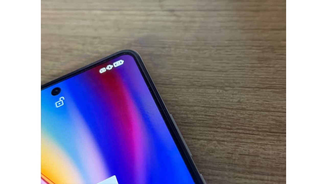 A niche phone with personality The Blaze Duo 3 isn’t the most balanced phone at Rs 16,999, but it is one of the most distinctive. If you value clean software and a unique design over cameras, battery life, or update longevity, it offers something refreshingly different.