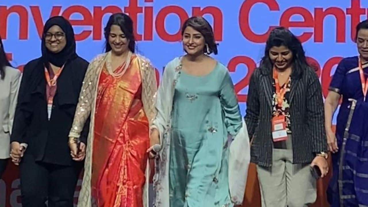 Hina Khan opens up about her ongoing Cancer recovery at Illuminate 3.0: "I am still trying to recover"