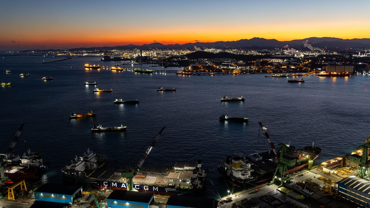 Niche corner of the oil market is rocked by huge bet — on tankers