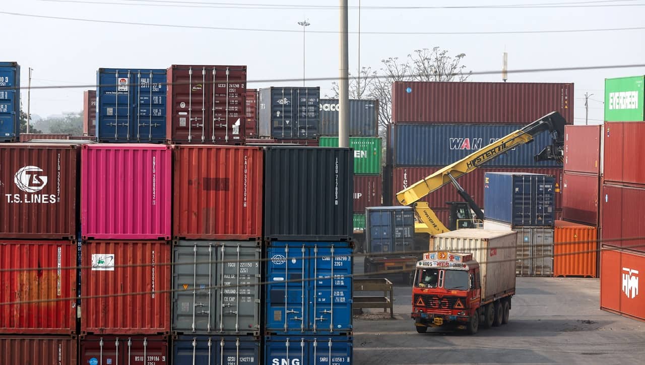 India's trade deficit widens to $34.7 billion in January