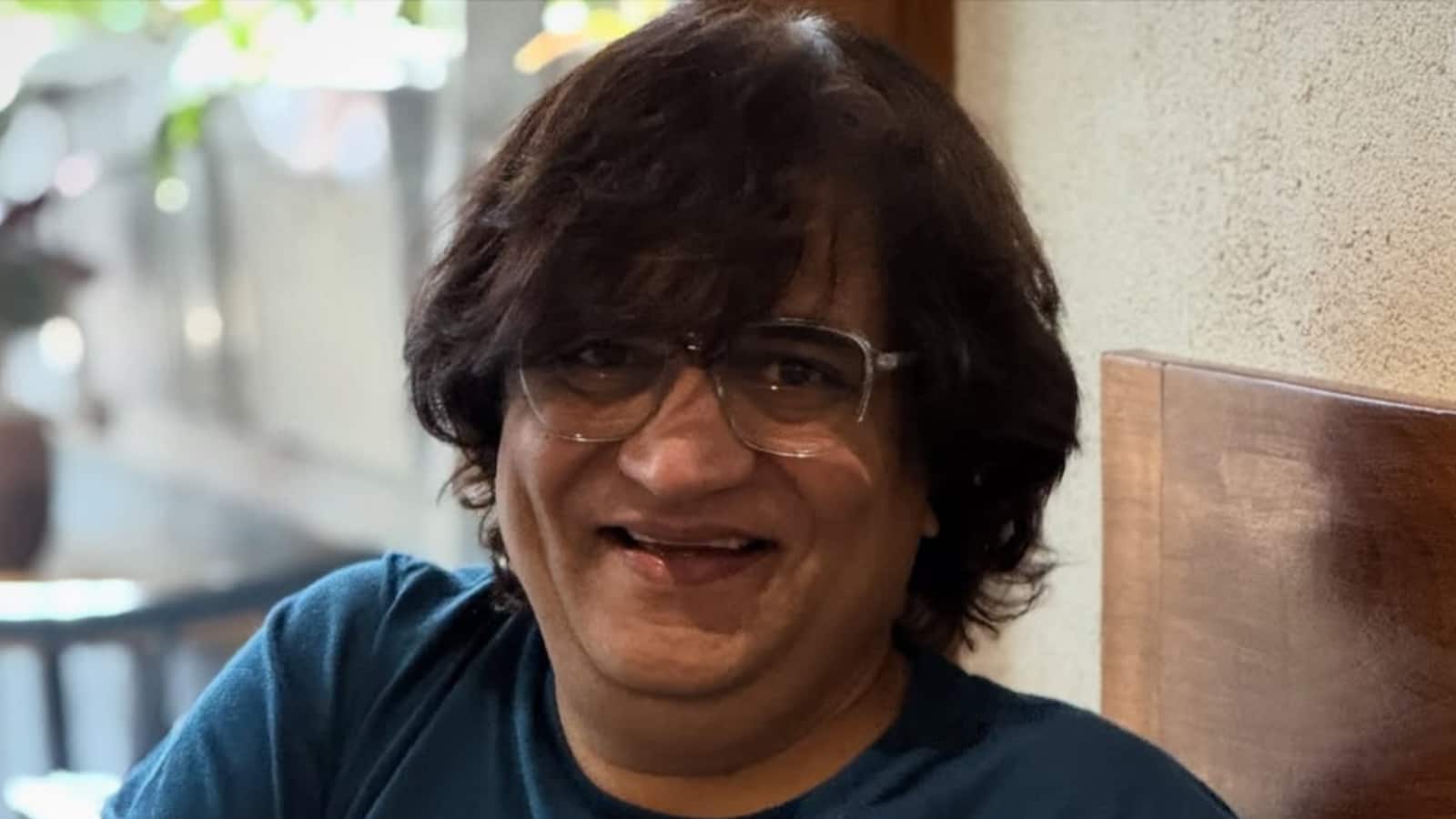 Exclusive- Sawanand kirkire calls Arijit Singh's retirement 'great loss to the industry': 'At the same time, it's their choice'