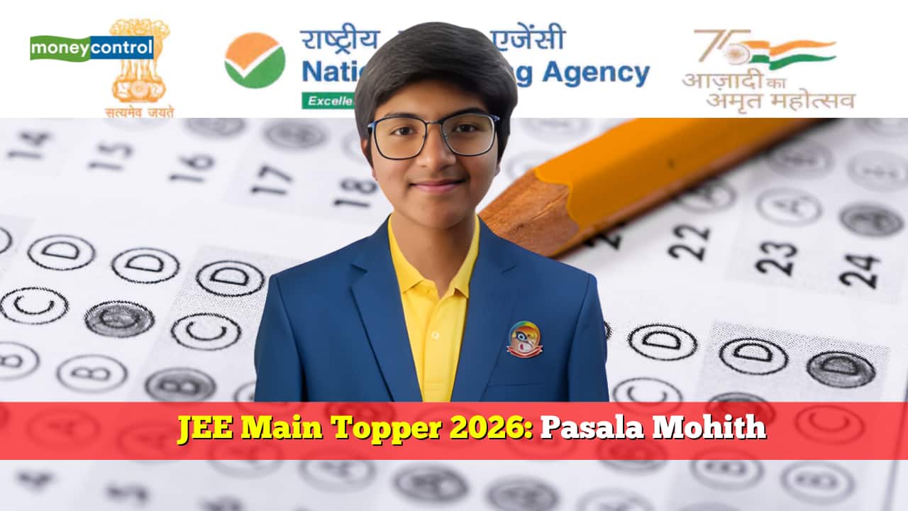 JEE Main Topper Pasala Mohith reveals secret to perfect 300/300 score — focus on concepts, not just questions