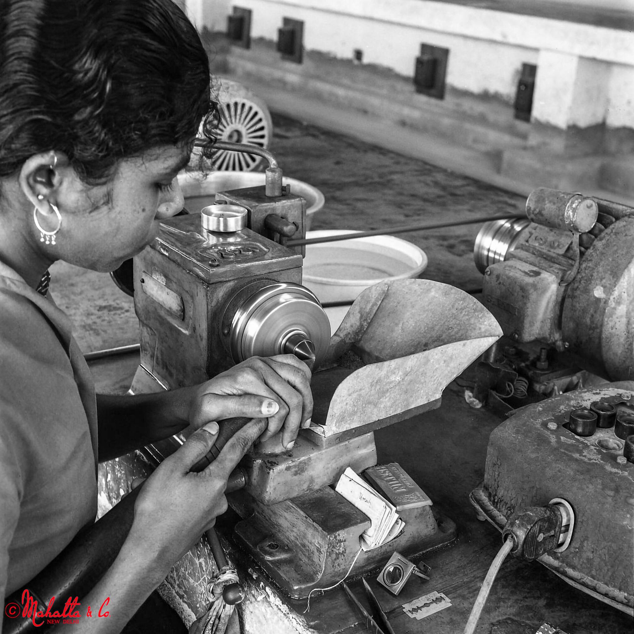 Incorporated in September 1963, Minerals and Metals Trading Corporation Ltd (MMTC) is today a Mini Ratna company. In this photo shoot commissioned by MMTC at Goa Diamonds in 1985, Pavan Mahatta clicked men and women operating machinery to cut and polish diamonds. MMTC still has a regional office in Goa. (Photos courtesy Mahatta &amp; Sons)