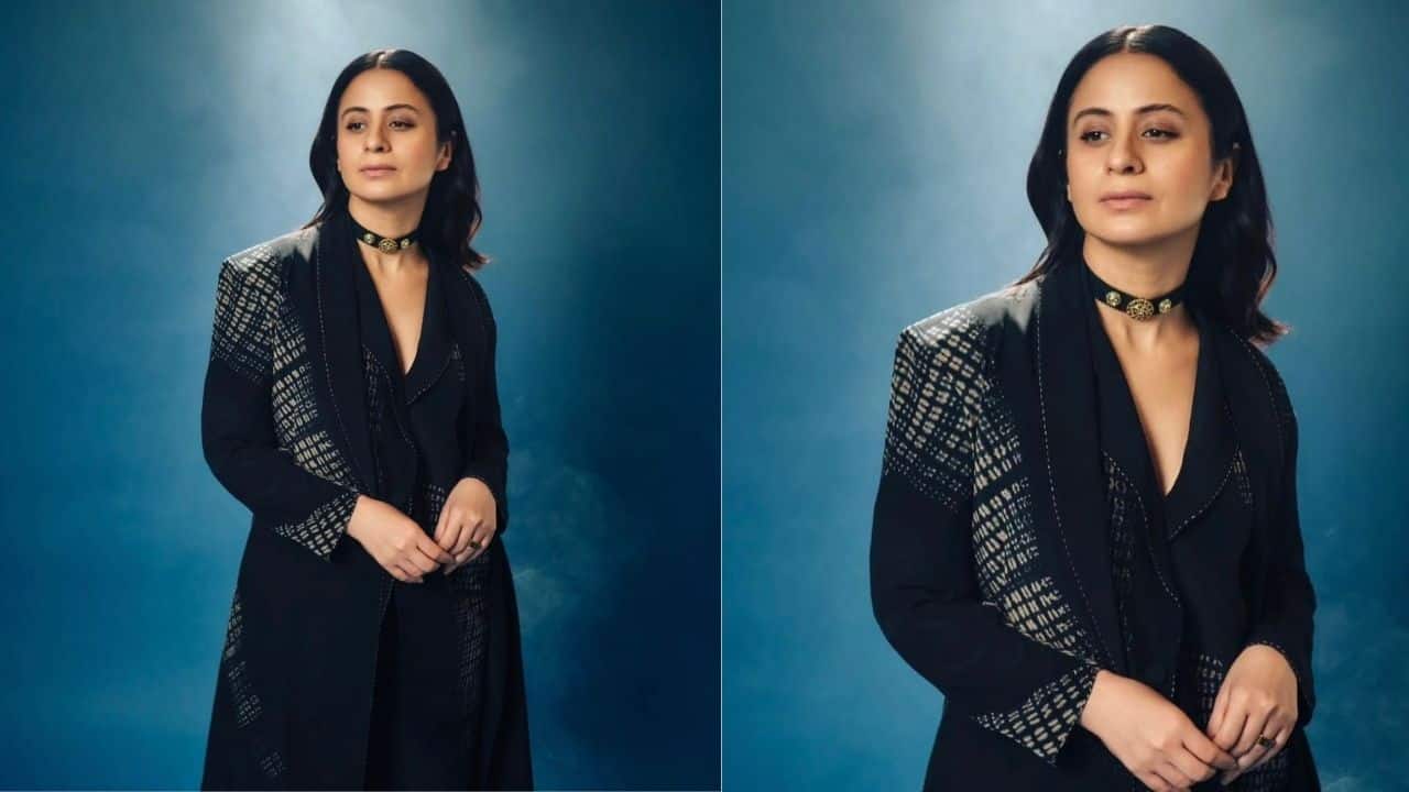 Rasika Dugal leans into artistry with a long crepe jacket featuring handcrafted abstract Shibori in black and beige. The structured silhouette balances the fluid dye pattern beautifully, making the look feel thoughtful, rooted in craft and still very modern.