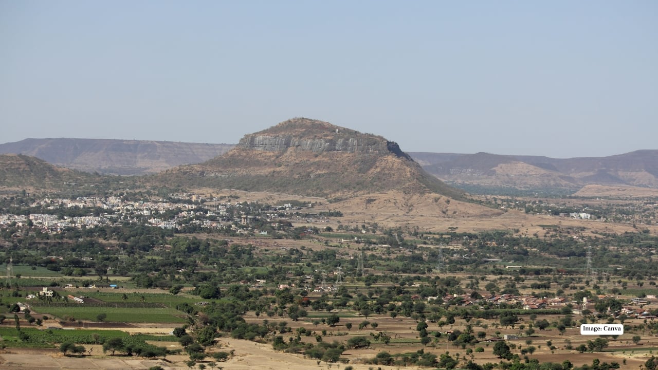 Chhatrapati Shivaji Maharaj Jayanti 2026: Explore Shivneri Fort, the Birthplace of the Maratha Warrior