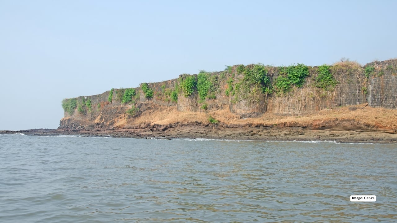 Suvarnadurg Fort
