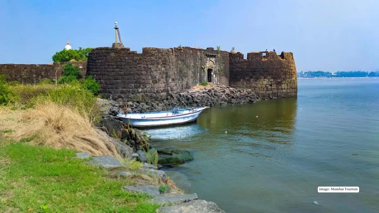 Kolaba Fort