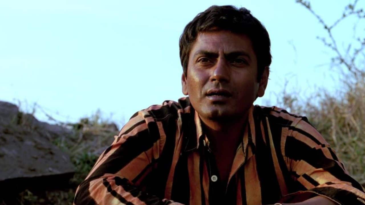Peepli Live In Peepli Live, Nawazuddin Siddiqui appeared in a supporting role within the sharply observed political satire. His contribution enhanced the film’s realism, reinforcing his reputation for subtle yet impactful performances.