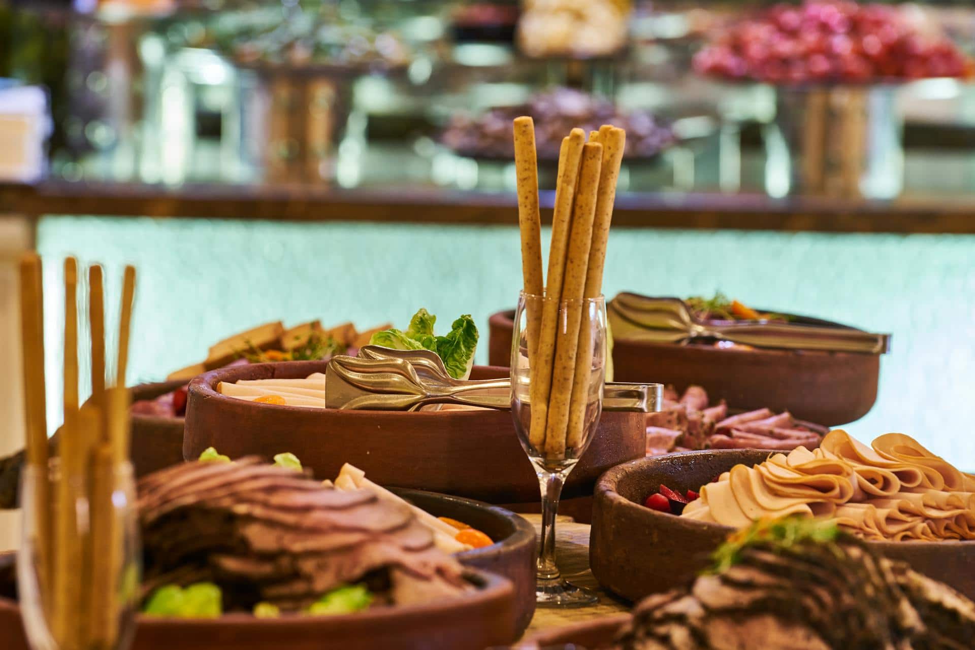 Spreads where Indian cuisine sits awkwardly beside Chinese, Lebanese, Mexican and Portuguese influences feel confusing rather than inviting. (Image credit: Enginakyurt via Pexels)