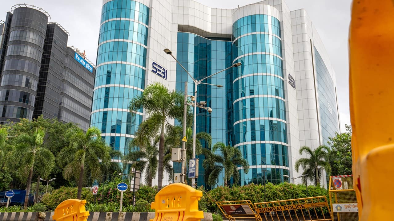 India’s bond bankers push SEBI for more funding flexibility