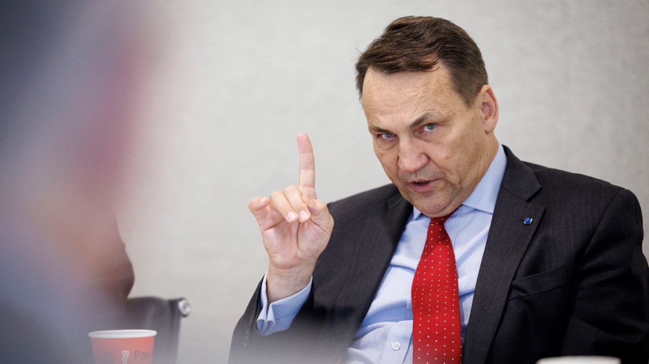 Poland will stay US ally but can’t be a sucker, Sikorski says