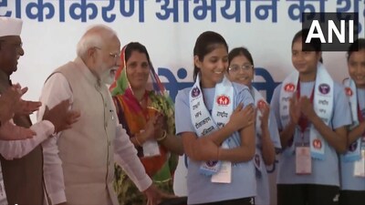 The nationwide rollout is part of the Centre’s efforts to expand preventive healthcare and reduce the burden of cervical cancer among women.