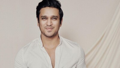Nikhil 