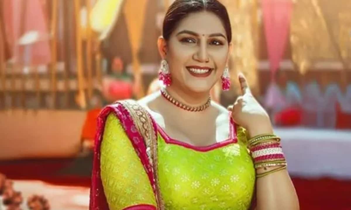 Sapna Chaudhary recalls a frightening early-career incident where a gangster kissed her on-stage