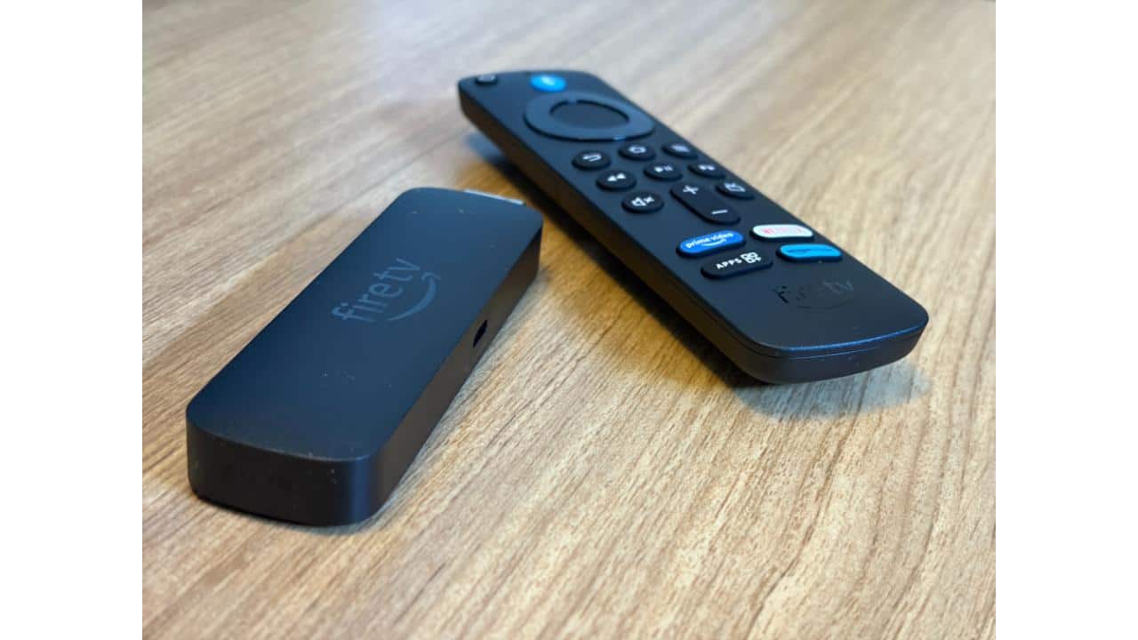 The Fire TV Stick 4K Select supports 4K Ultra HD and HDR10+, delivering sharp visuals and strong color performance across apps like Netflix, Prime Video, and Apple TV+. Playback stability is solid on a reliable connection, with minimal buffering during testing. However, it does not support Dolby Vision or Dolby Atmos. For users with premium TVs and soundbars, this omission limits the overall cinematic experience.