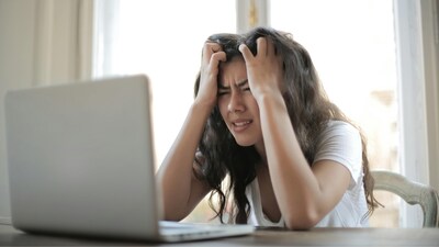 Understanding how your body moves between stress and calm could be the key to resilience, focus and better health. Here are 5 simple ways to reset when life gets overwhelming. (Photo: Pexels)