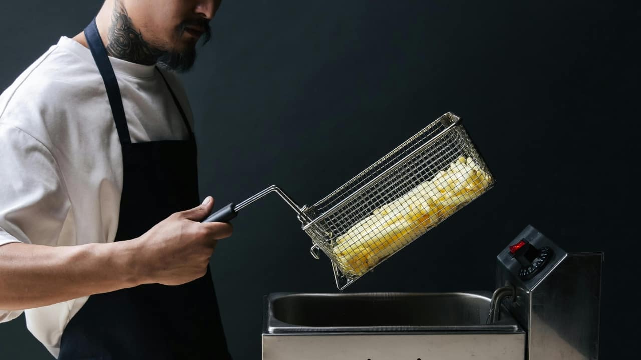 5 common mistakes to avoid while using air fryer to preserve texture of your food