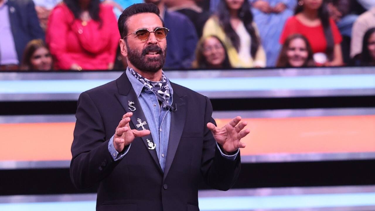 "Haath Se Khane Mein Jo Maza Hai...": Akshay Kumar Reveals His Desi Eating Habits And Favourite Meal