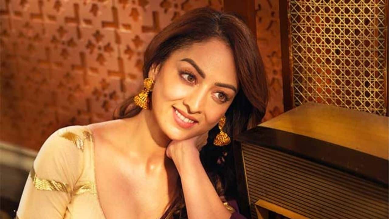 Do Deewane Seher Mein actor Sandeepa Dhar opens up against toxic beauty norms and family comparisons