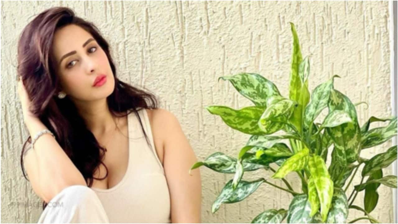 Chahatt Khanna speaks up on fashion policing and freedom of expression; says, 'Women's autonomy still unsettles people' - Exclusive interview