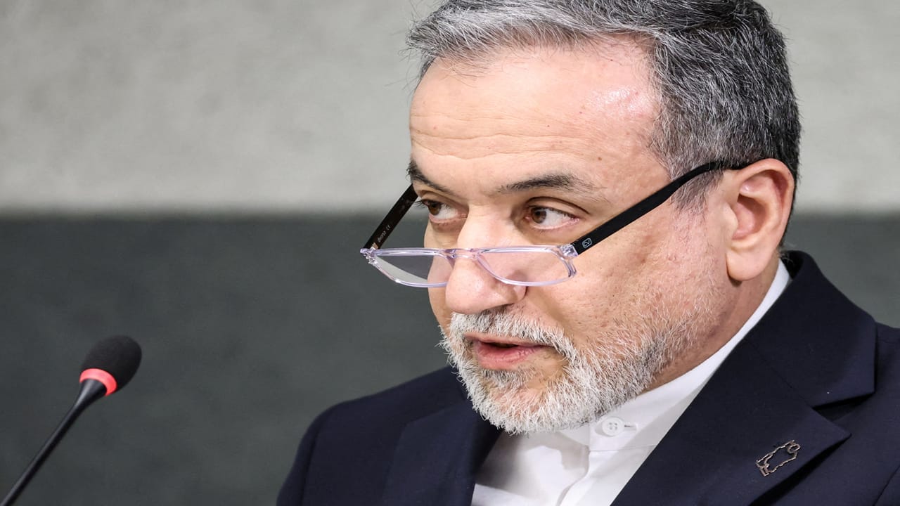 Iran slams Macron over Middle East war stance as PM Modi calls for 'de-escalation' in talks with French president