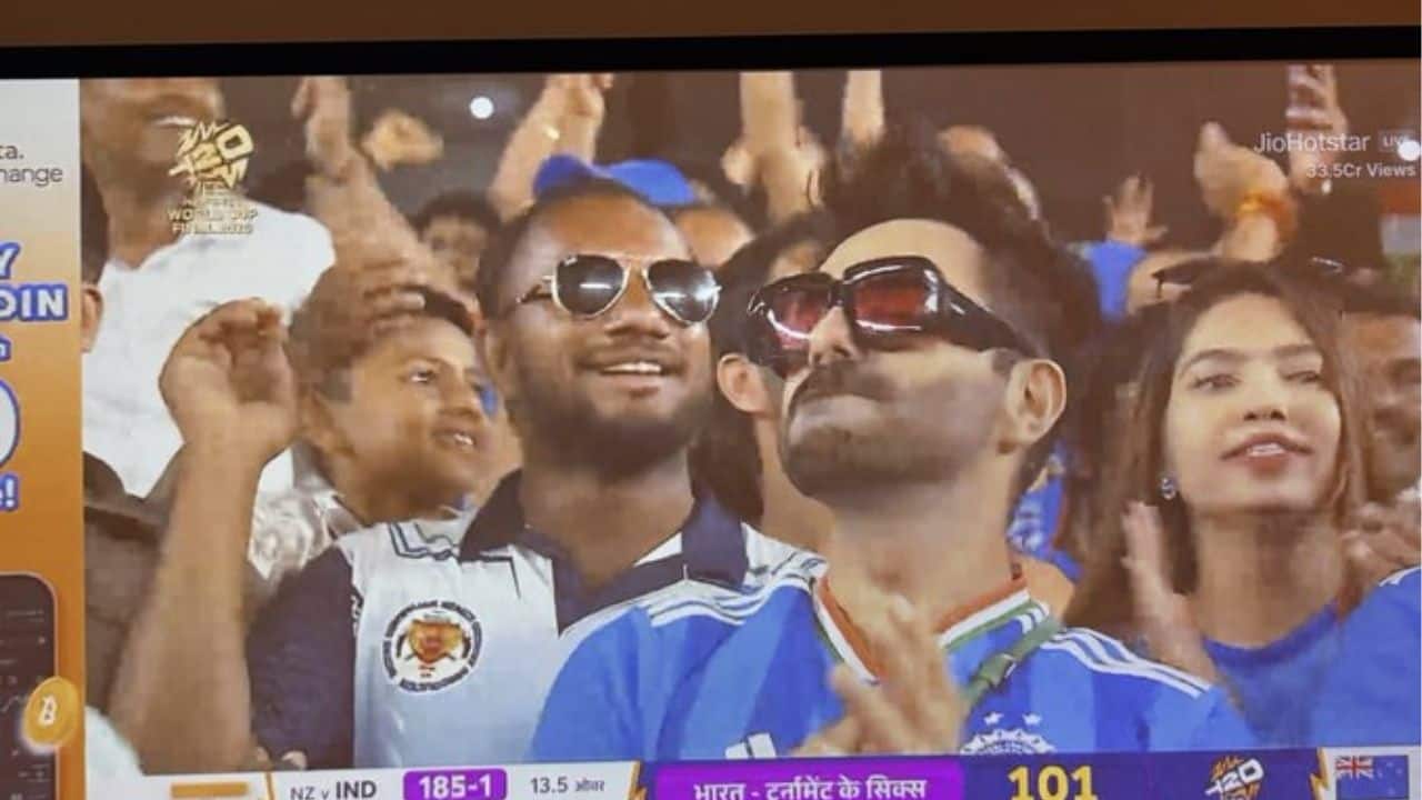 Ayushmann Khurrana thrilled after spotting brother Aparshakti Khurana during India vs New Zealand T20 World Cup final, says 'Bhai dikh gaya'