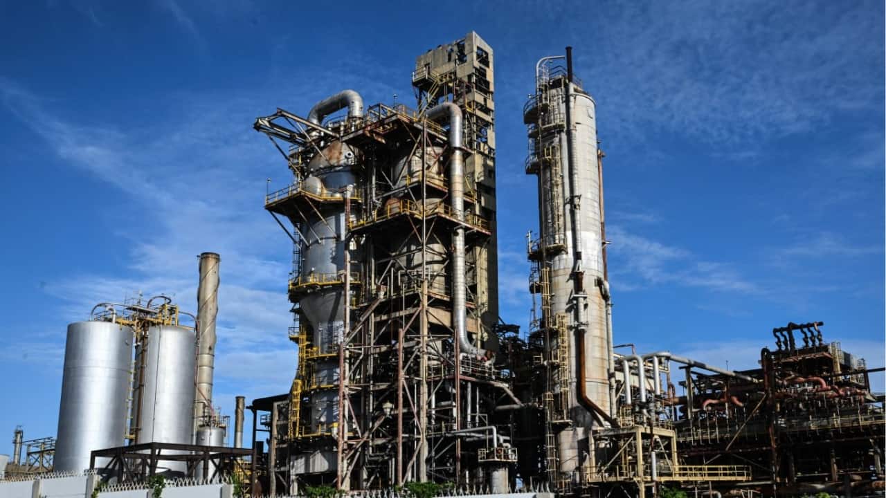 Iran war oil shock: 20 million bpd supply loss equals 5 major disruptions between 1978–2022