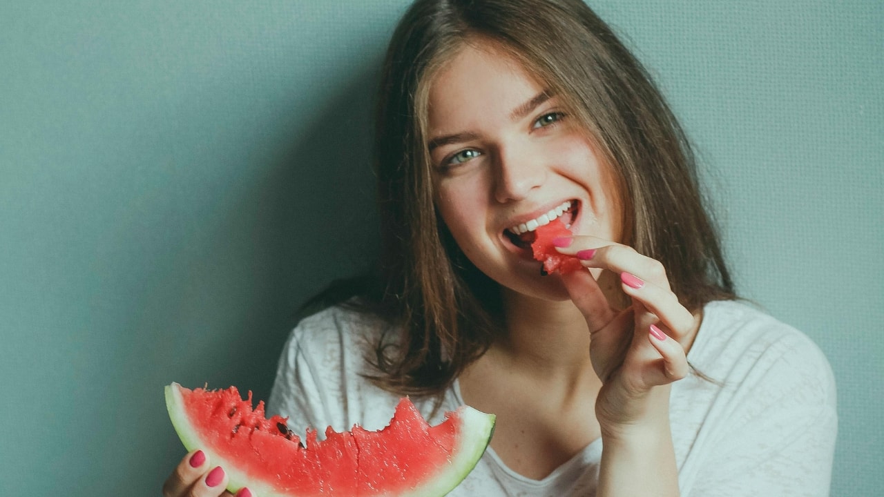 7 summer fruits to keep you cool, hydrated and energised