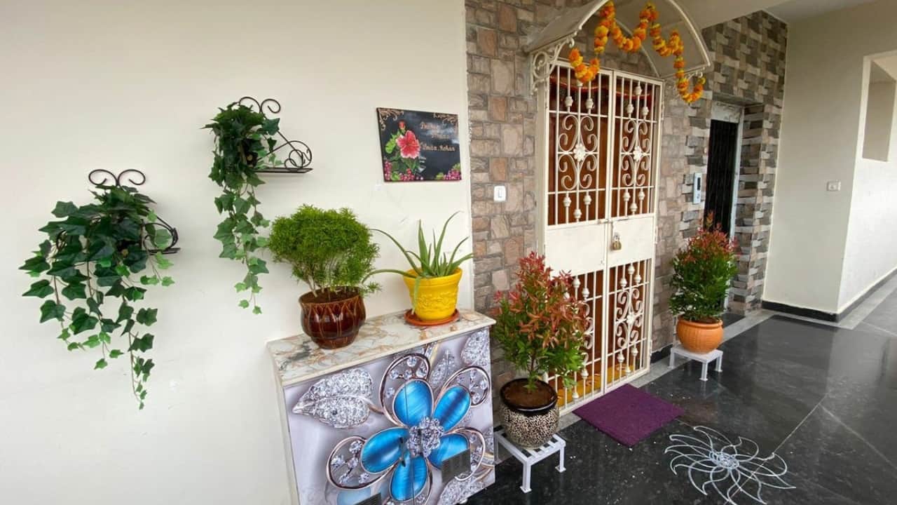 7 simple ways to increase money flow at home, as per Vastu