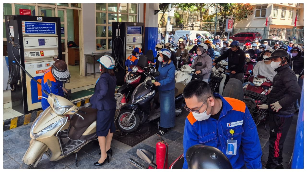Asia braces for fuel shortages as war pushes oil prices higher