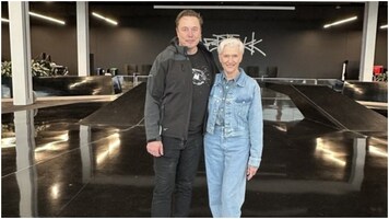 Maye Musk describes stay at Elon Musk’s $50,000 Boca Chica home, says she slept in the garage