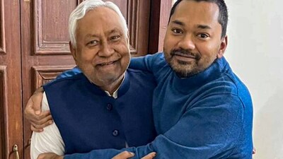 OPINION | A spate of ‘son rises’ bend the rays of political parties