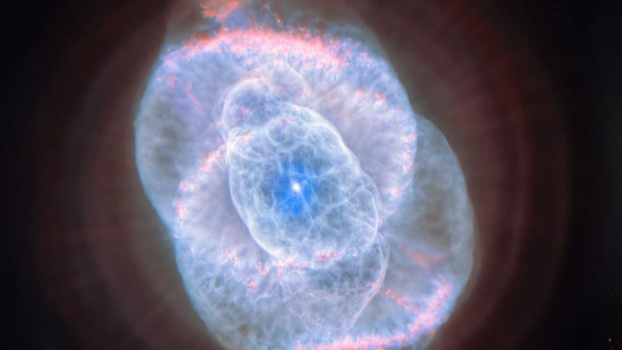 Hubble image of Cate Eye Nebula. (Image: Hubble/NASA)